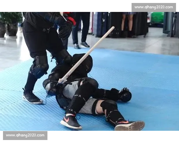 小麻vs嘴炮世纪对决全面解析胜负走向与格斗风格博弈背后恩怨